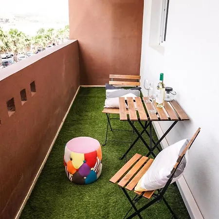 Comfortable Duplex With Garage And Working Space アパート *