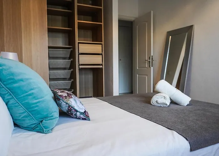 Apartment Comfortable Duplex With Garage And Working Space *