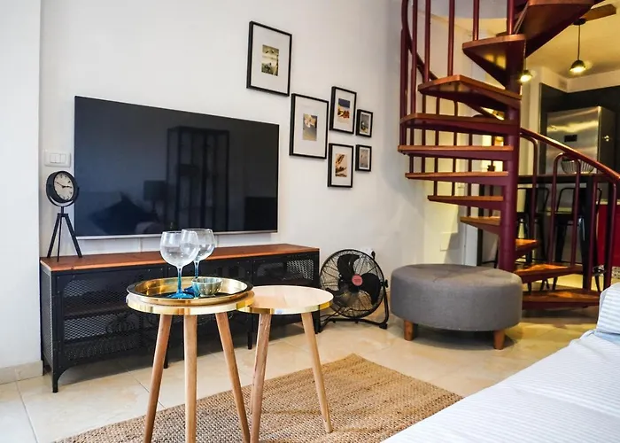 Comfortable Duplex With Garage And Working Space Apartment Puertito de Guimar