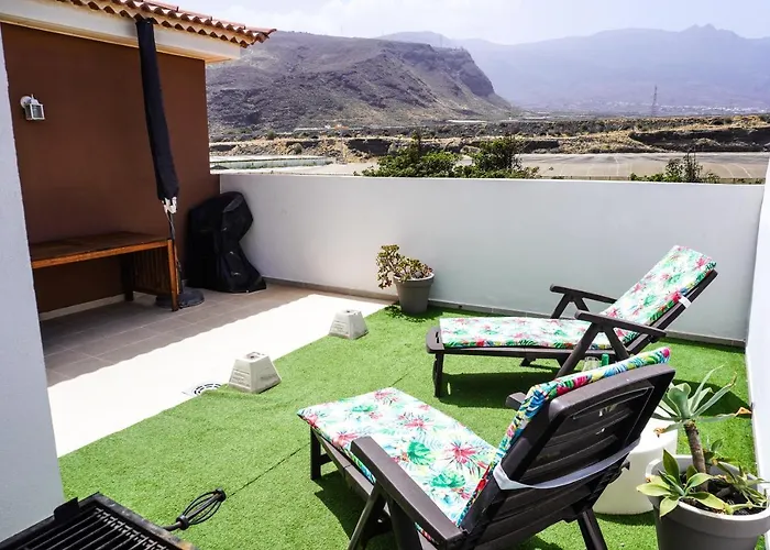 Comfortable Duplex With Garage And Working Space Apartment Puertito de Guimar