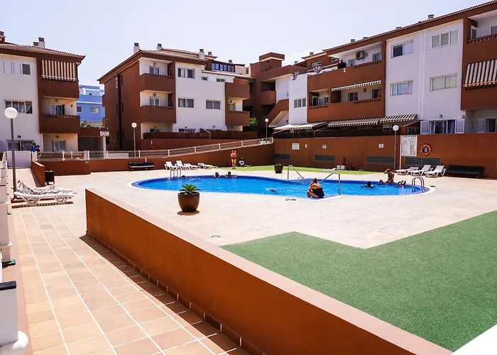 Apartment Comfortable Duplex With Garage And Working Space *